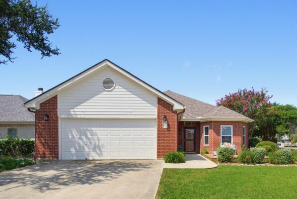2621 Deer Stand Loop, San Marcos