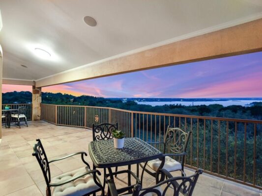 15936 Booth Cir, Volente