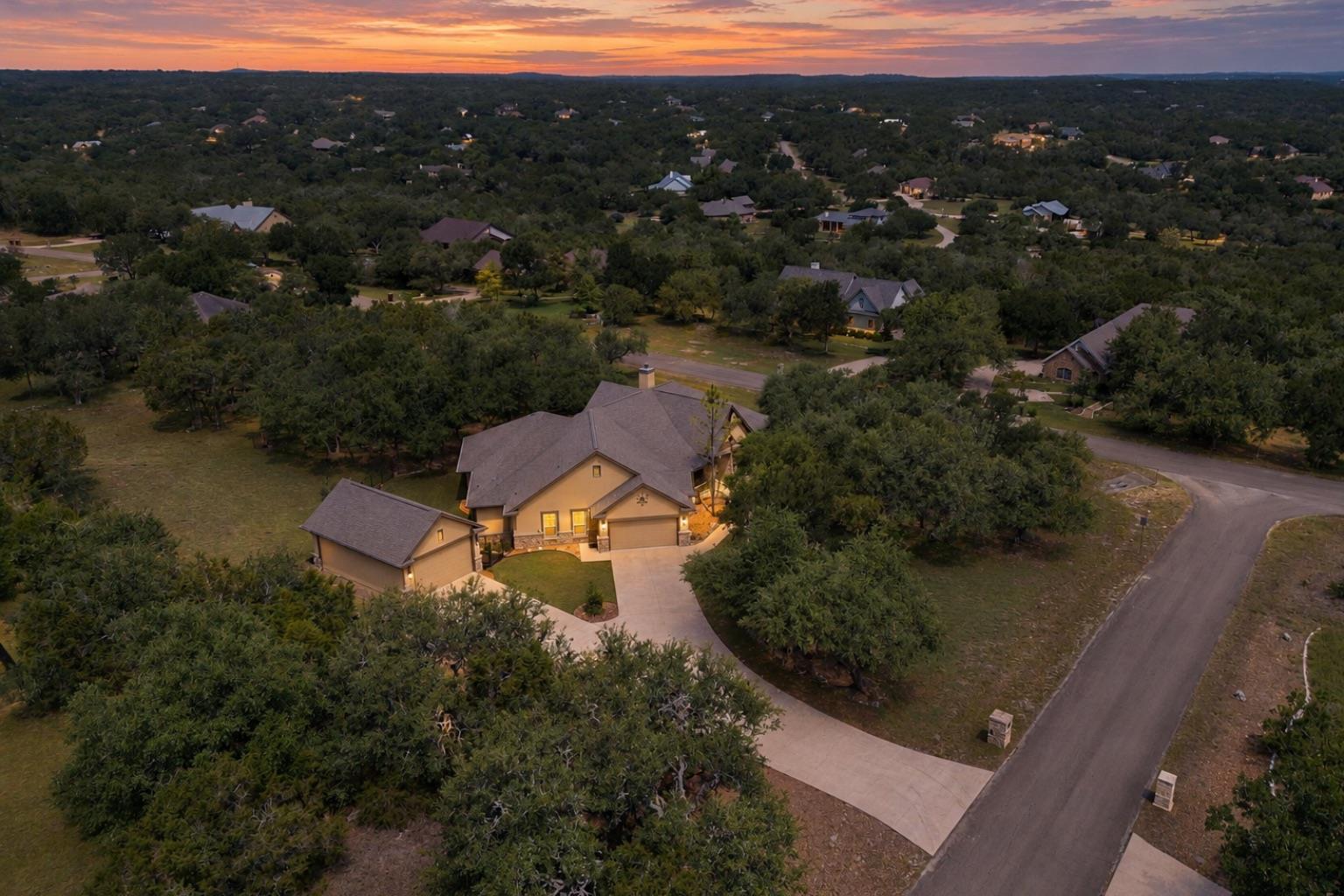 128 Portulaca Ct, Driftwood, TX 78619