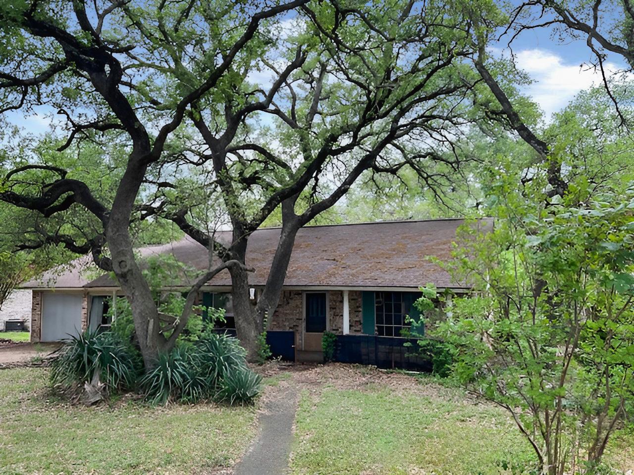 2303 Orleans Dr, Cedar Park, TX 78613