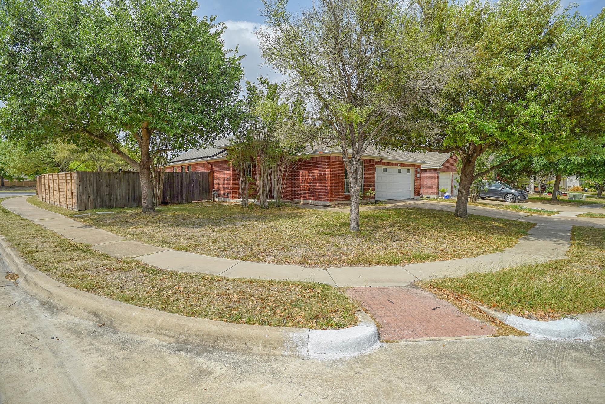 11608 Prince Phillip Way, Manor, TX 78653