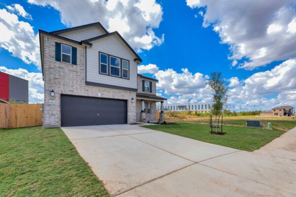 18005 Bridled Stallion Dr, Manor