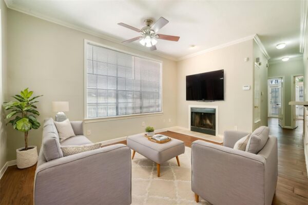 2300 Leon St #101, Austin