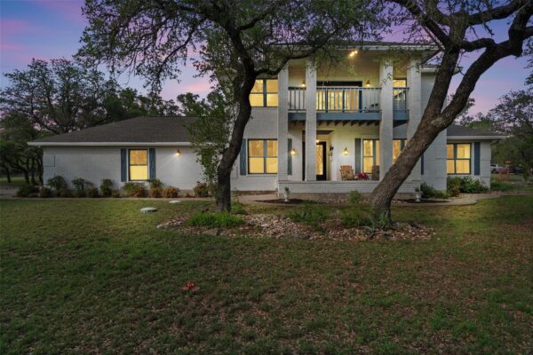 606 Winchester Dr, Dripping Springs