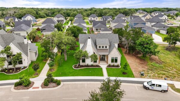 454 Heidi Cir, Salado
