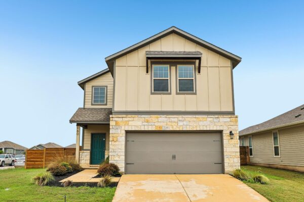 160 Syrah Ct, Leander