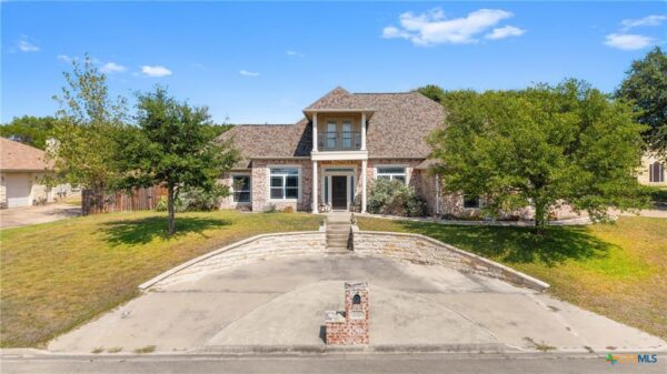 3917 Walden Creek Xing, Harker Heights