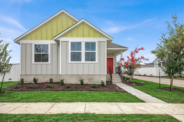 126 Huckleberry Ln, Elgin