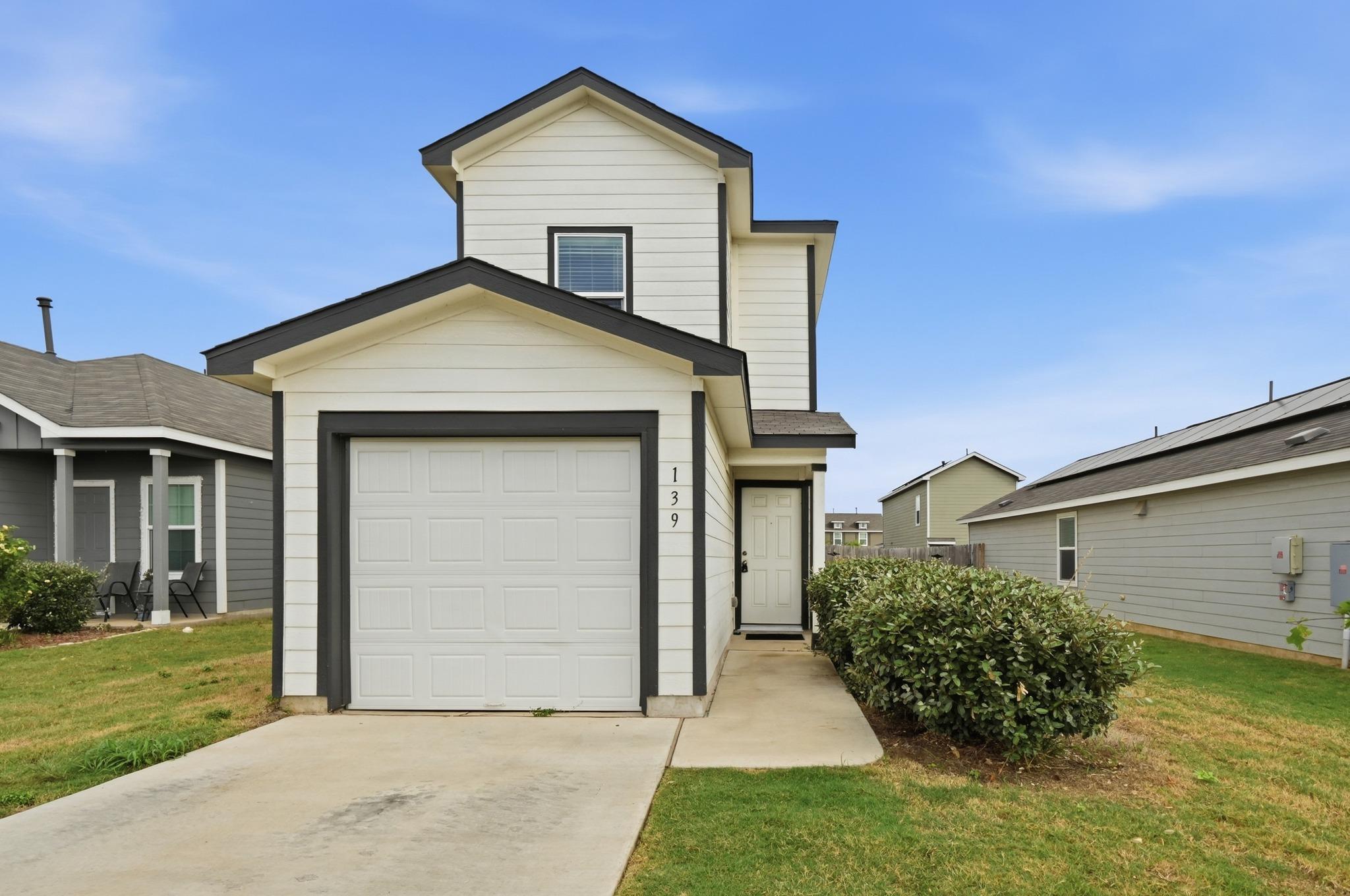 139 Gabbro Gdns, Maxwell, TX 78656