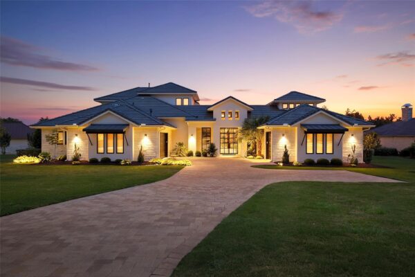 27009 Masters Pkwy, Spicewood
