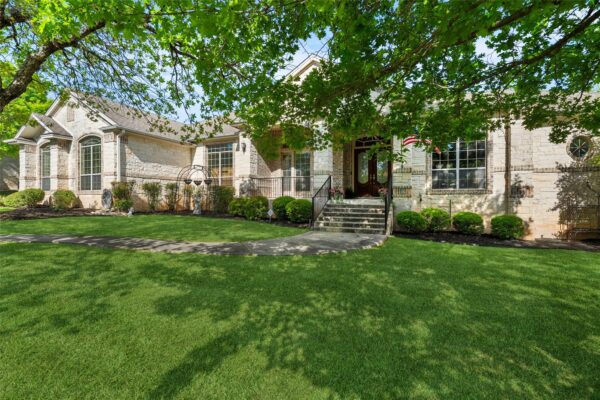 205 W Majestic Oak Ln, Georgetown