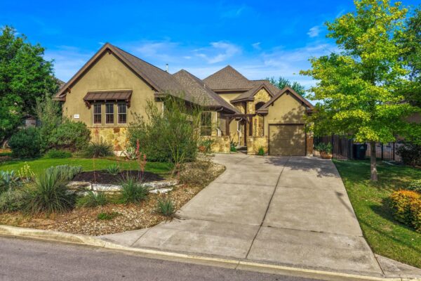 22204 Red Yucca Rd, Spicewood