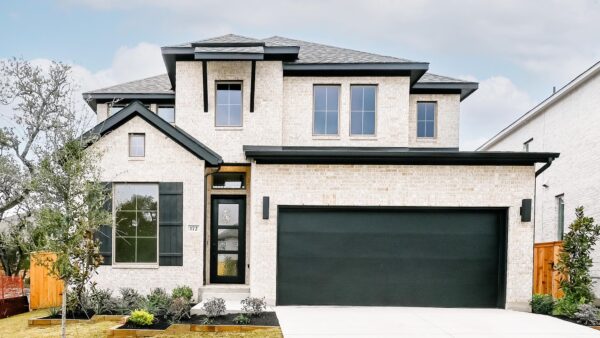 172 Basket Flower Loop, Kyle