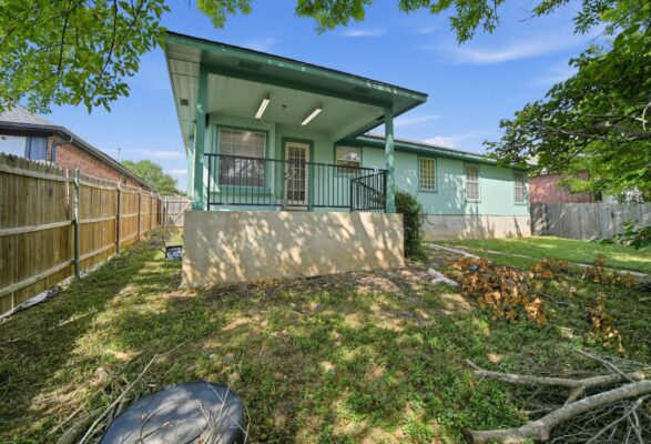 1417 Sweet Leaf Ln, Pflugerville