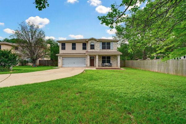 369 S Kates Cv, Buda
