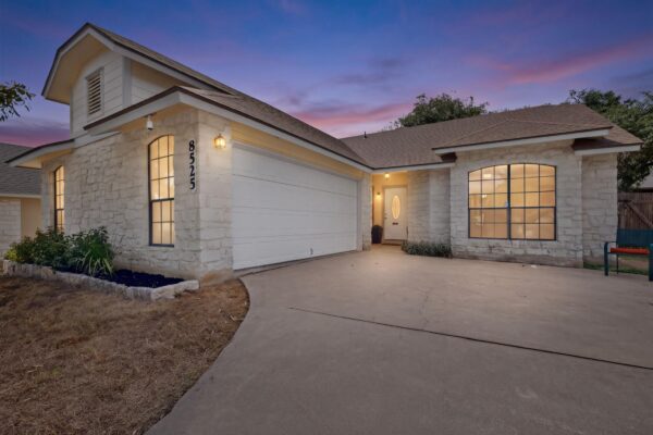 8525 Birmingham Dr, Austin