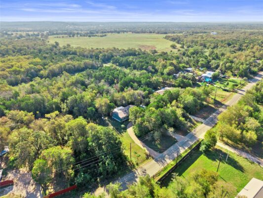 251 Smith Rd, Bastrop