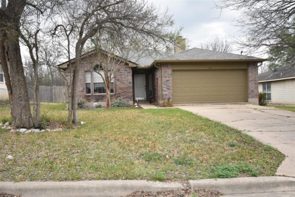 107 Oriole Cv, Cedar Creek