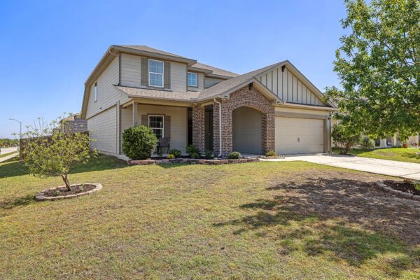 201 Garcitas Creek Ln, Hutto