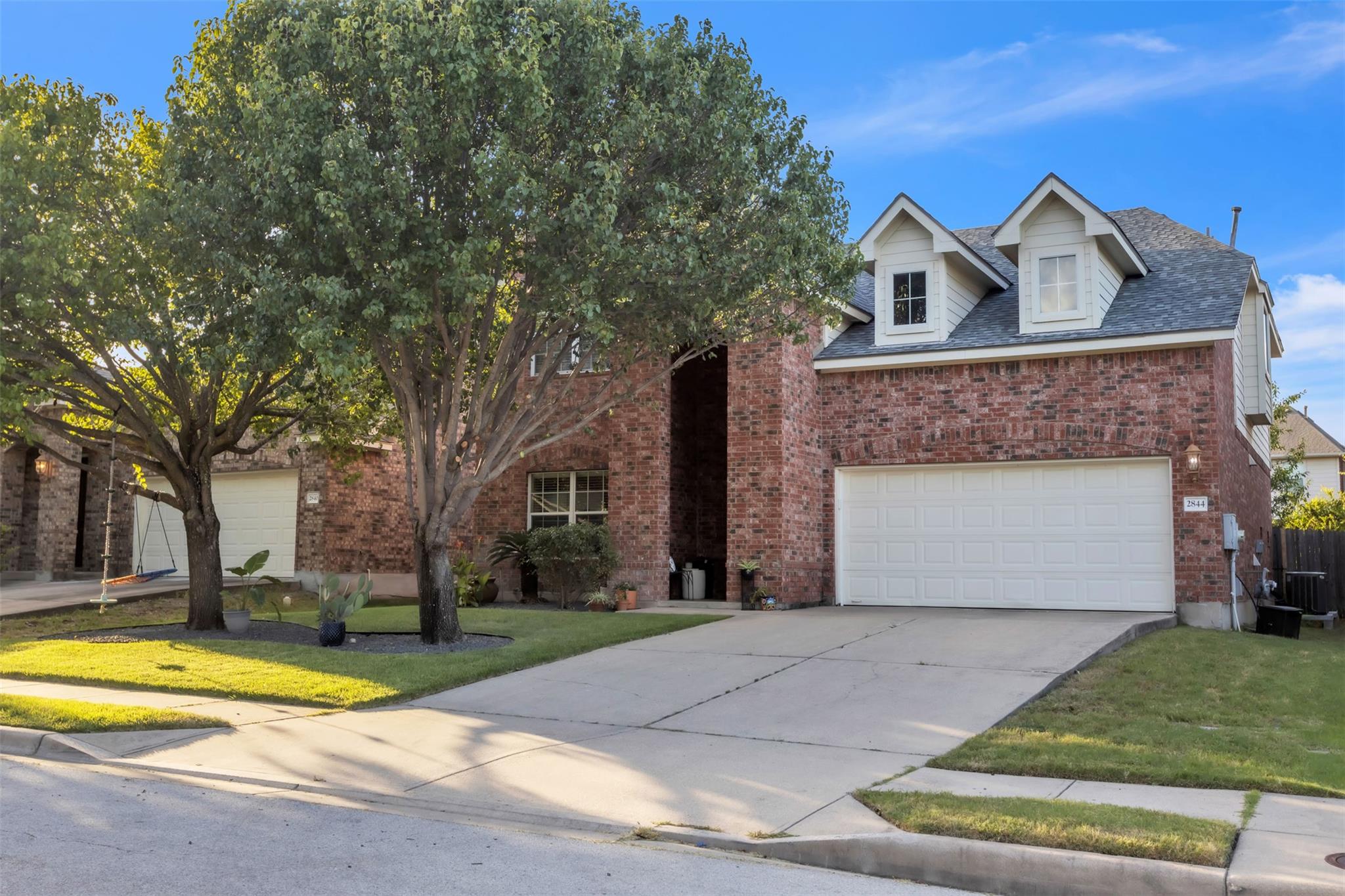 2844 Mission Tejas Dr, Pflugerville, TX 78660