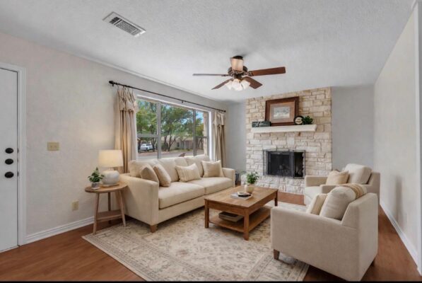 7902 Bar K Ranch Rd, Lago Vista