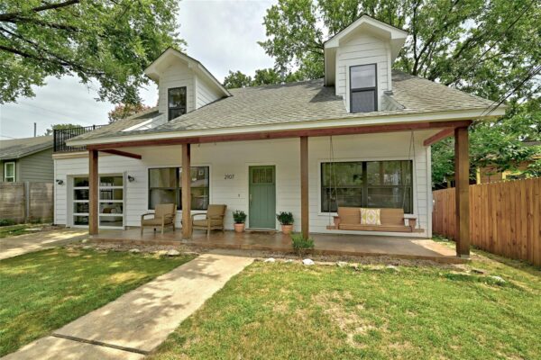 2107 E 13th St, Austin