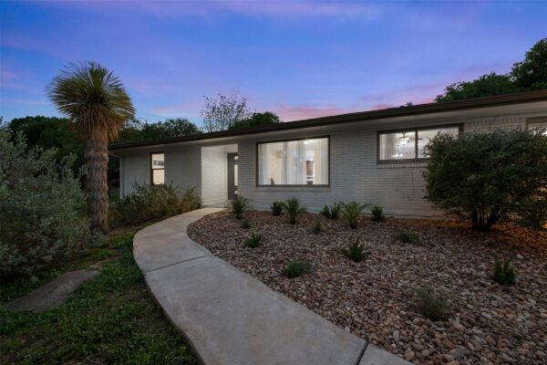 11502 Oakwood Dr, Austin