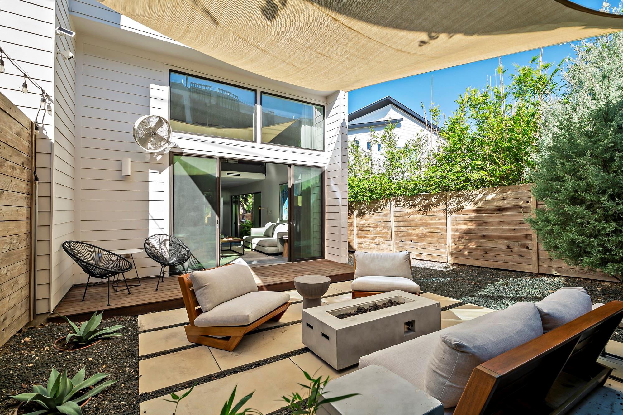 2411 Euclid Ave #A, Austin, TX 78704
