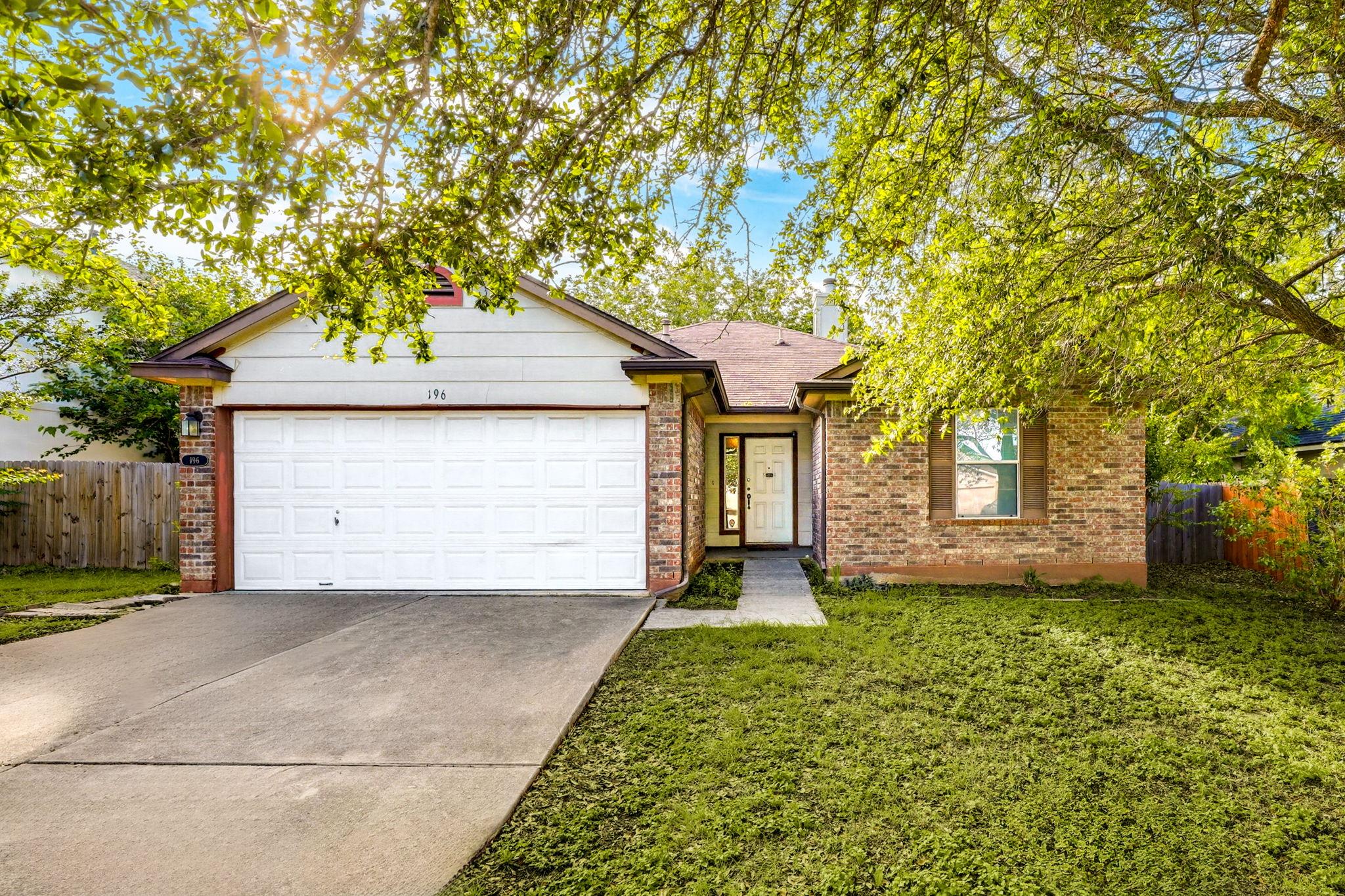 196 Langely None, Kyle, TX 78640
