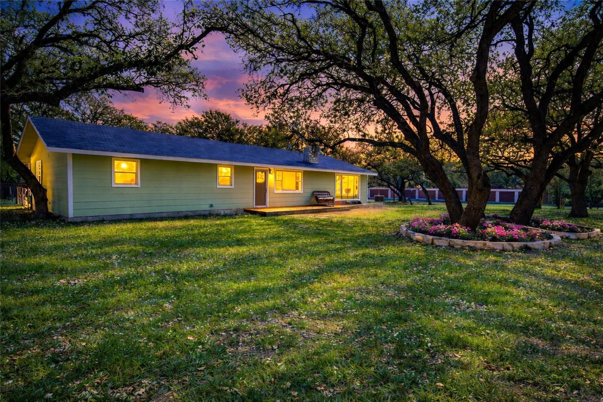 207 Haley Rd, Johnson City