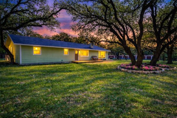 207 Haley Rd, Johnson City