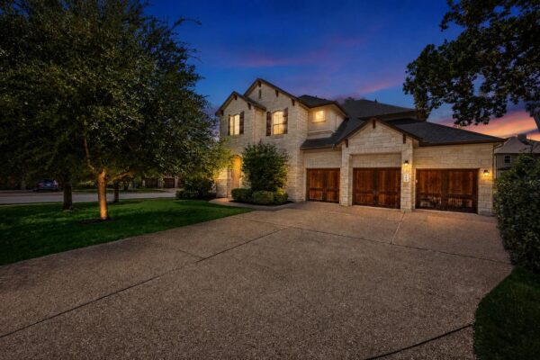 305 Stiles Cv, Cedar Park