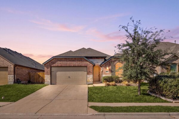 130 Starboard Ln, Kyle