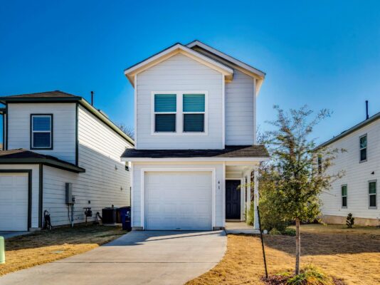 41 Trinity Cir, Lockhart