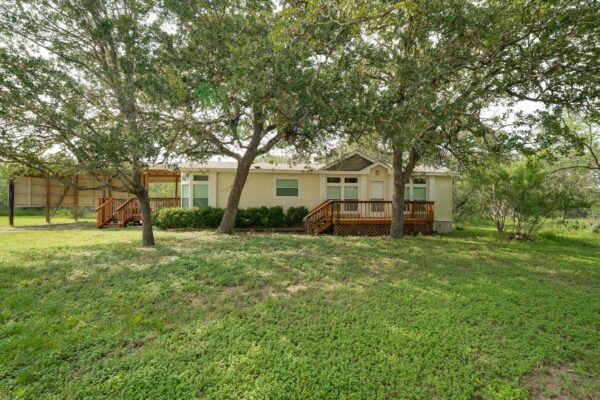 166 Paintbrush Trl, Lockhart