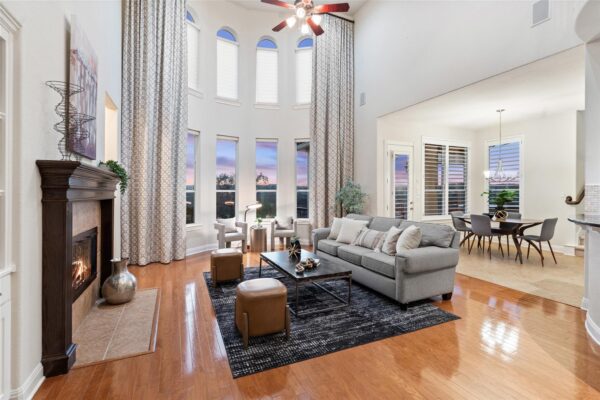 2906 Lakehurst Rd, Spicewood
