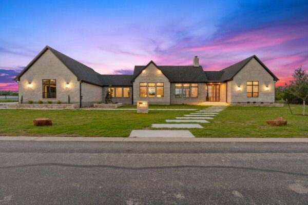 501 Rawhide Ln, Florence