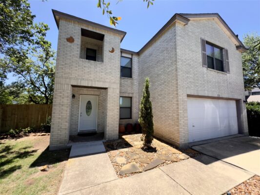 551 Abundance Ln, Kyle