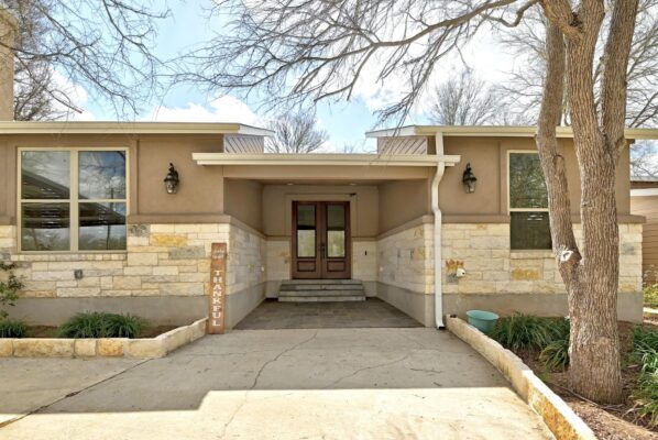 2247 Old Highway 20 None, McDade