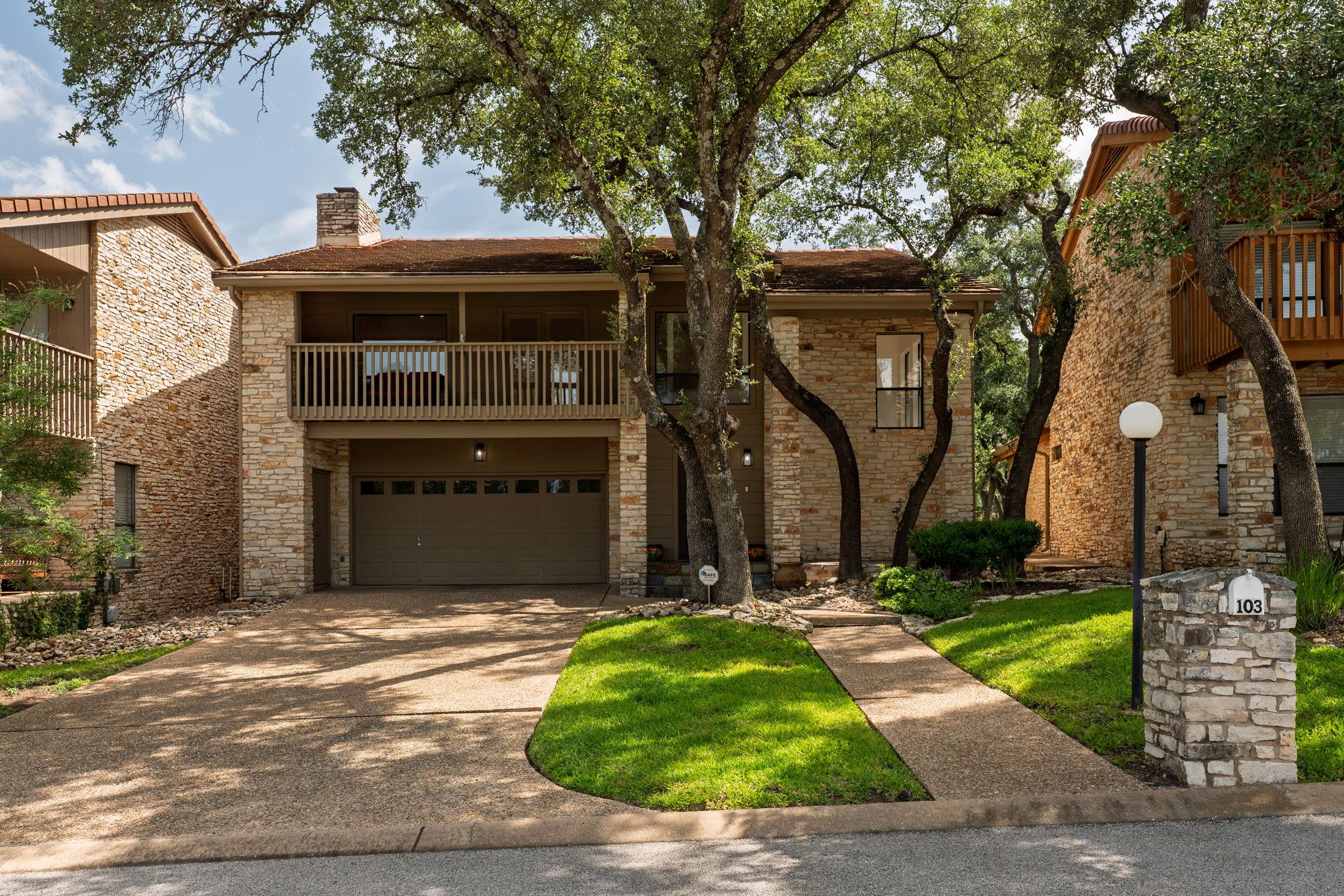 103 Crescent Blf, Lakeway, TX 78734