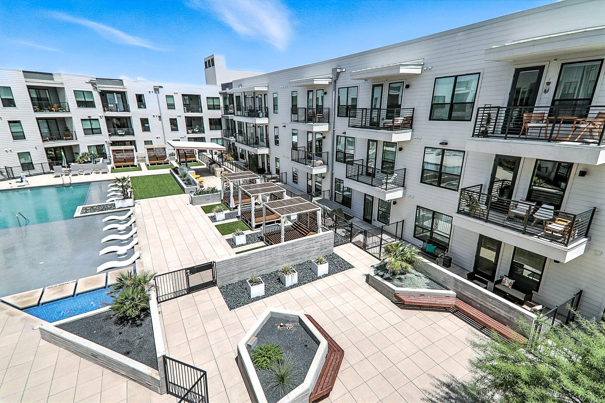 1701 Simond Ave #639, Austin