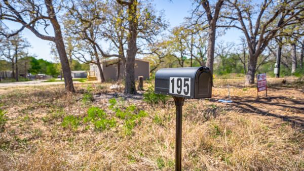 195 Tuck St, Cedar Creek