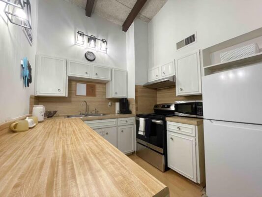 2404 Longview St #204, Austin