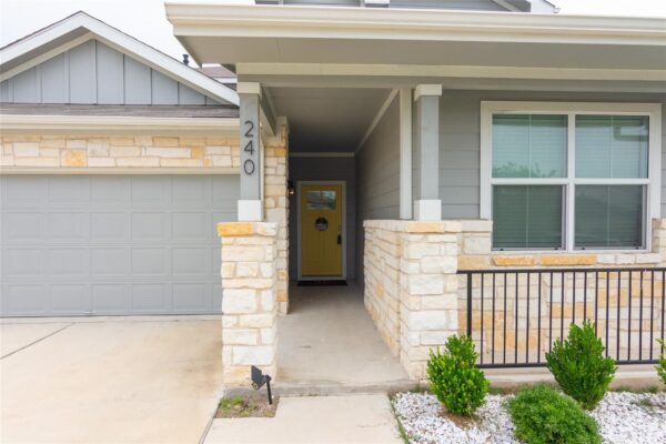 240 W Possum Kingdom Dr W, Kyle