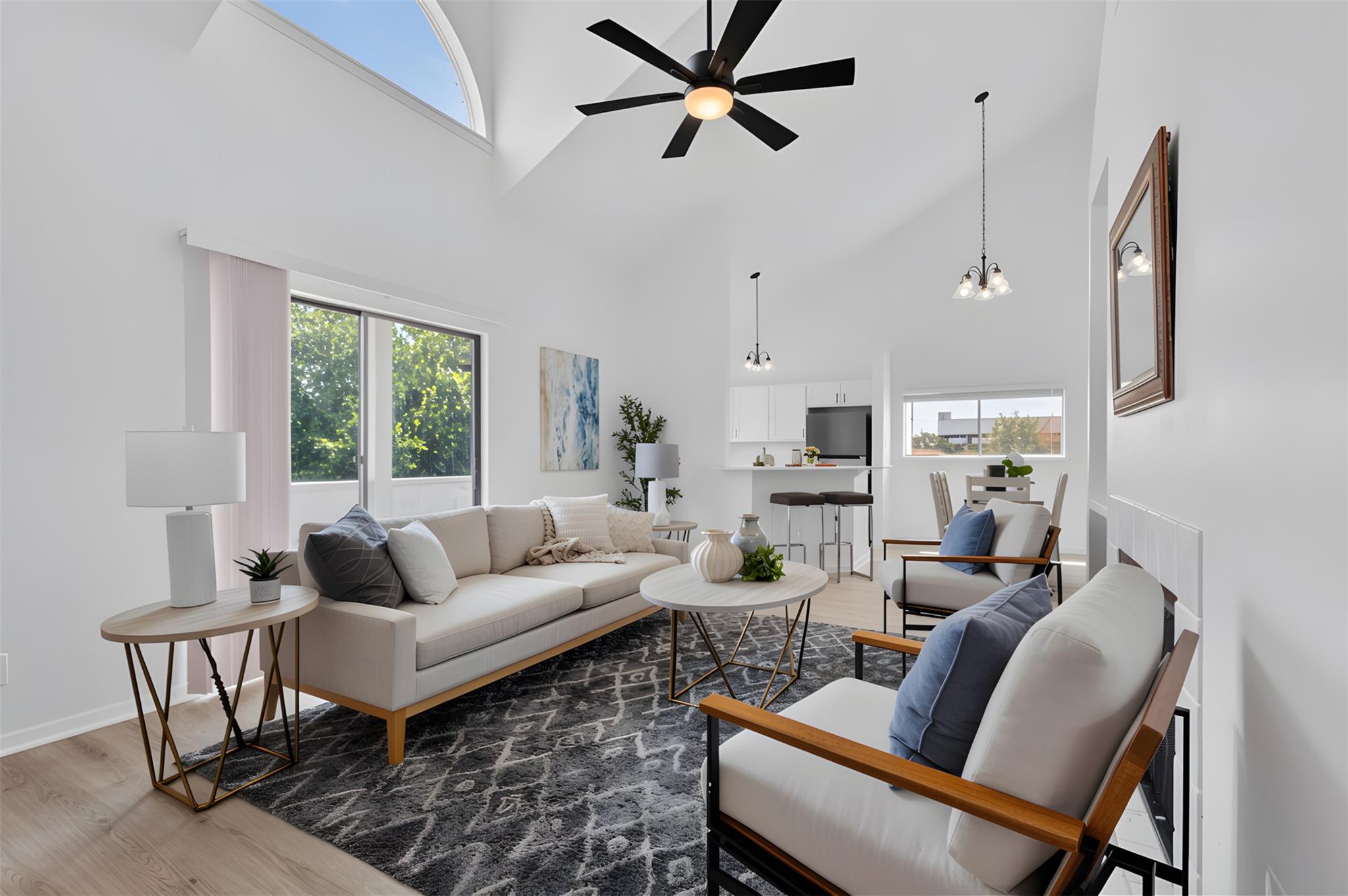 923 E 41st St #210, Austin, TX 78751