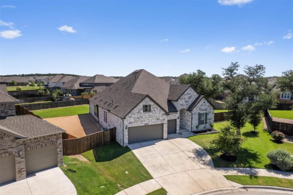 2225 Lucky Cv, Leander