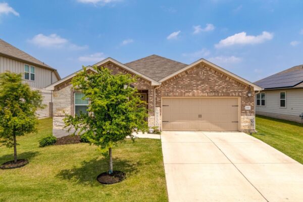 200 Waterway Ave, Hutto