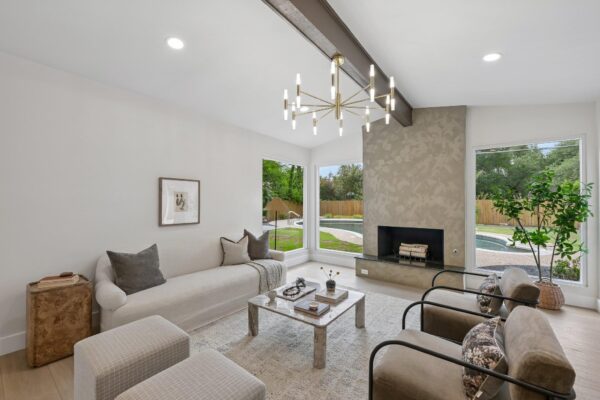 11809 Charing Cross Rd, Austin