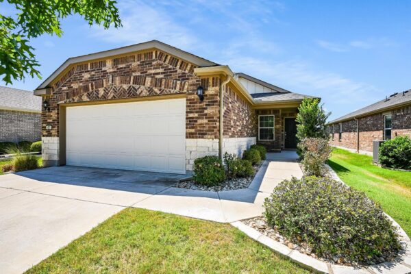421 Holiday Creek Ln, Georgetown