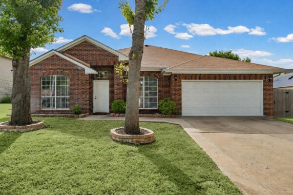 801 Brown Dr, Pflugerville